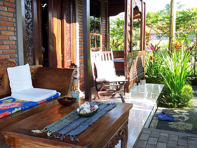 rooms-sunrise-suite